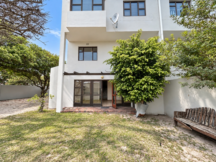 3 Bedroom Property for Sale in Edgemead Western Cape